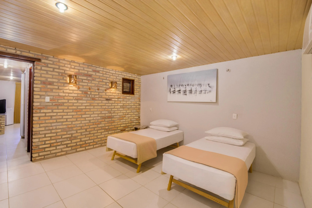 GoldMen Coliseum Beach Hotel