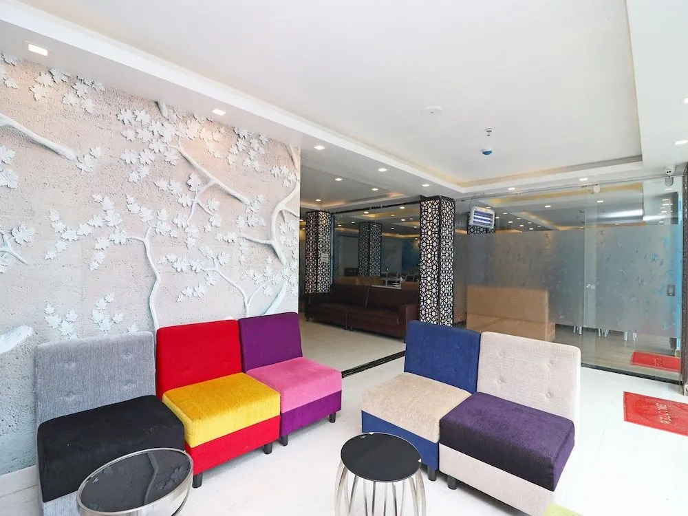 Capital O 14525 The Platinum Studio 50