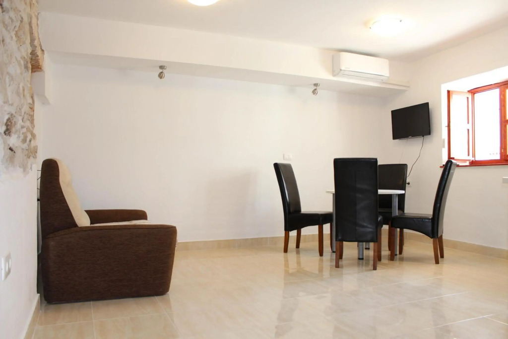 Apartment Ana 2