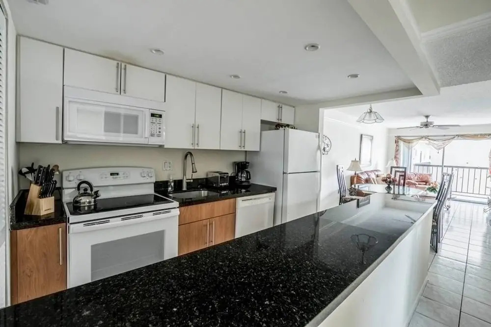 Le Cartier 425 by Go Florida Condo, Sunny Isles
