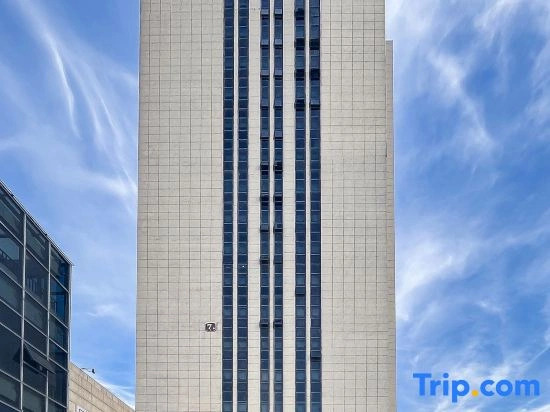 HanTing Hotel (Xinyang Luoshan Stadium)