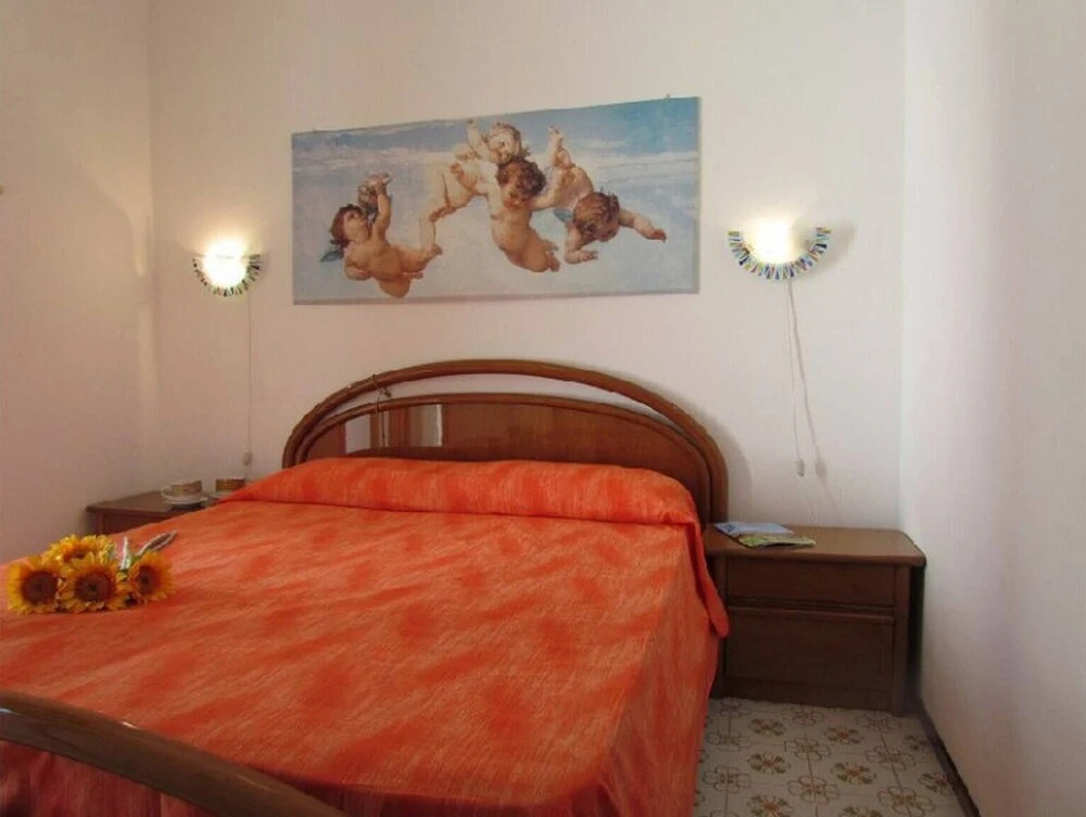 Three-room apartment in a nice villa with garden - Beach Place Included