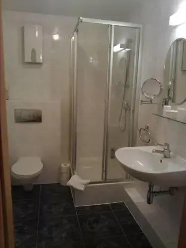 Komfort-Pension Haus Christel & Guesthouses