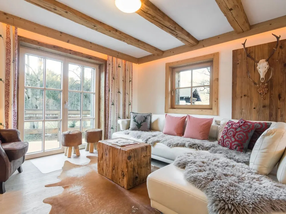 Detached Holiday Home in Ellmau Near the Ski Lift