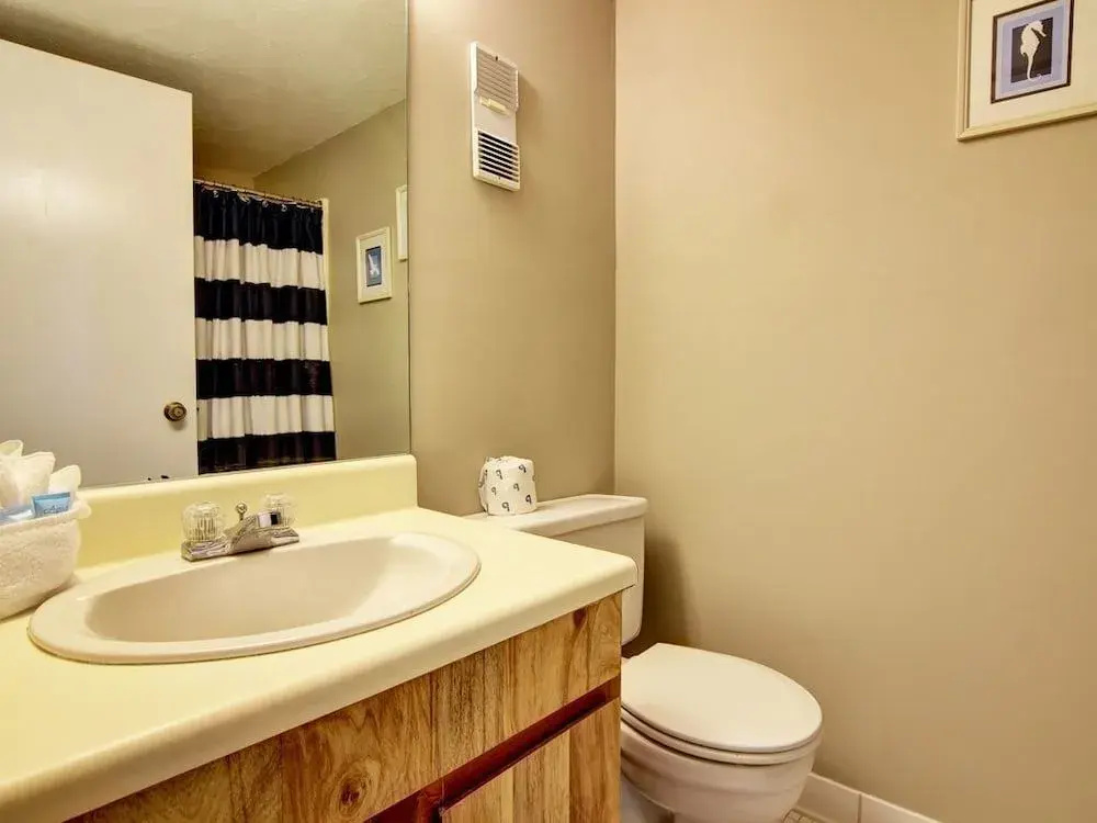 Mariner West 506 - 1 Br Condo