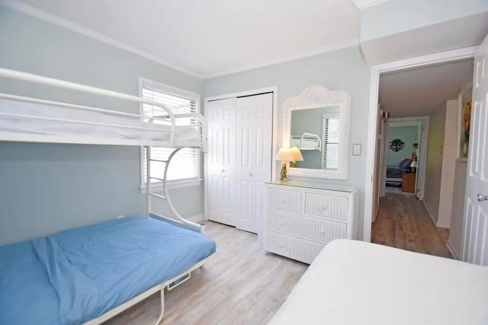 Park Place 101 2 Bedroom Condo by RedAwning