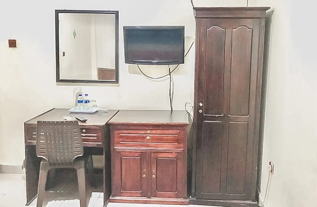 RedDoorz Syariah near Pasar Pagi Samarinda