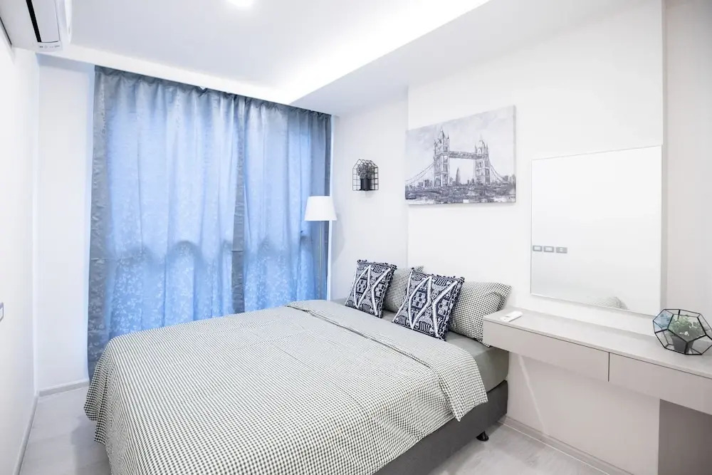 Near BTS Thonglor, Cozy and Comfortable Condo bkvtara11