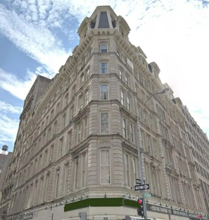 Broadway Suite NY