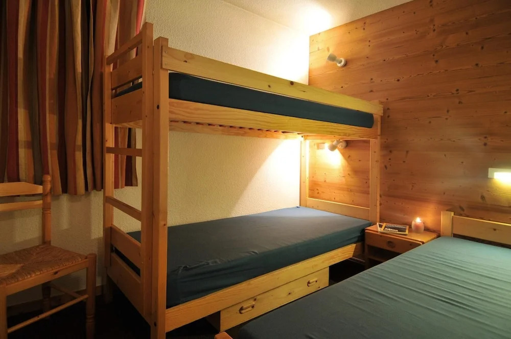 Belle Plagne Two-Roomed Flat on Slopes for 5 People of 28 Mâ² Tq05