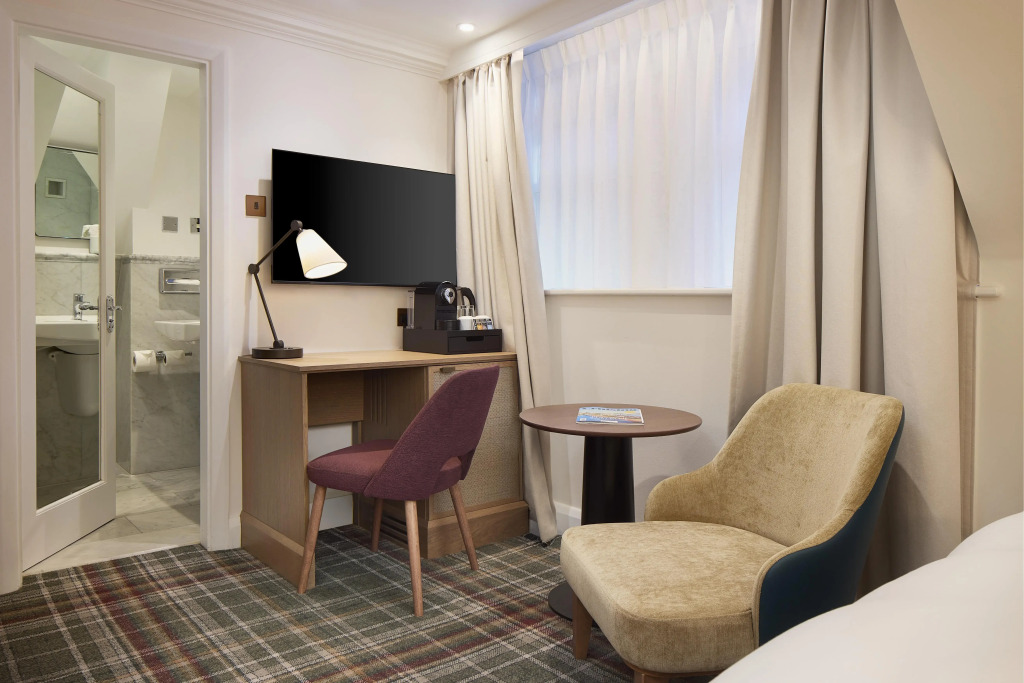 Radisson Blu Hotel, London Tottenham Court Road