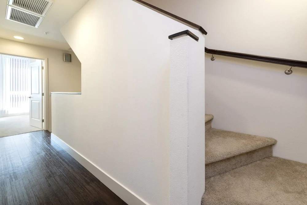 Global Luxury Suites in the Heart of Silicon Valley