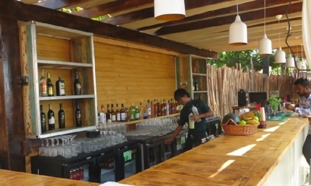 Larive Beach Resort