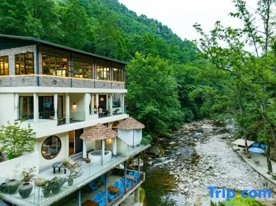 Qingchengshan Yipintan Sitang Homestay