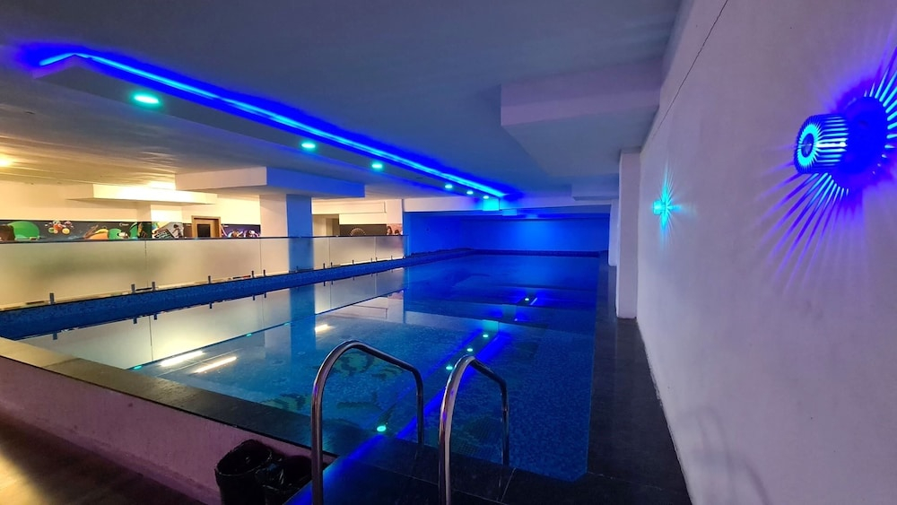 Galaxy Club & Hotel