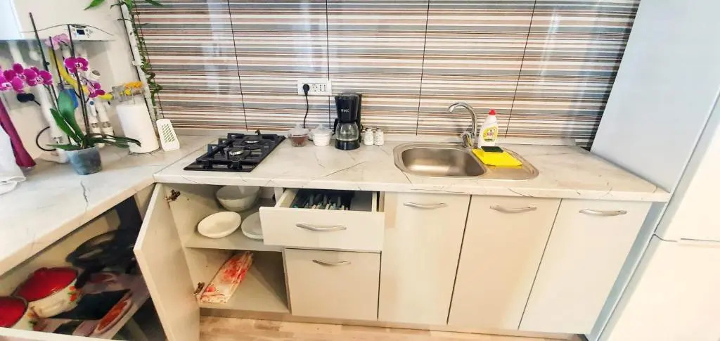 Apartament Eforie Robert 150m de plaja