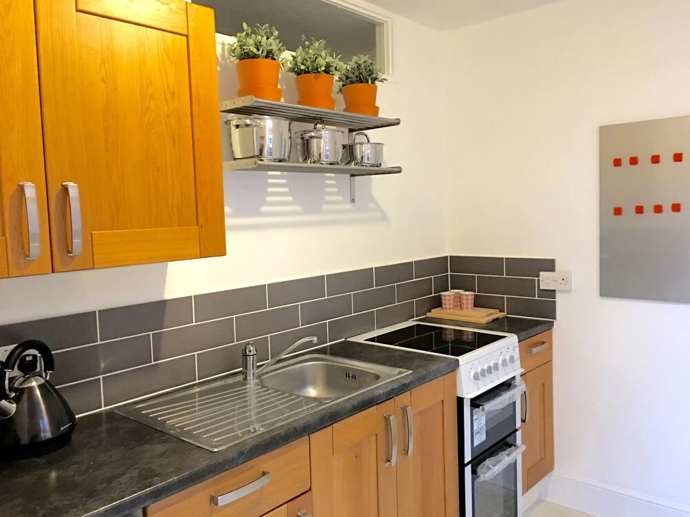 Netley Village Apartment By Your Stay Solutions Short Lets & Serviced Accommodation Netley Southampton With Free Wi-Fi