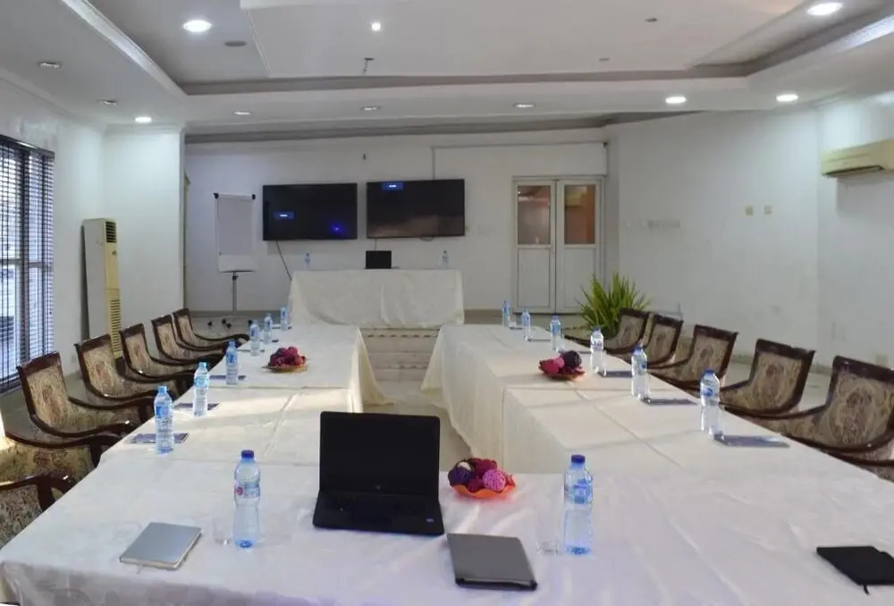 Silver Towers Hotel