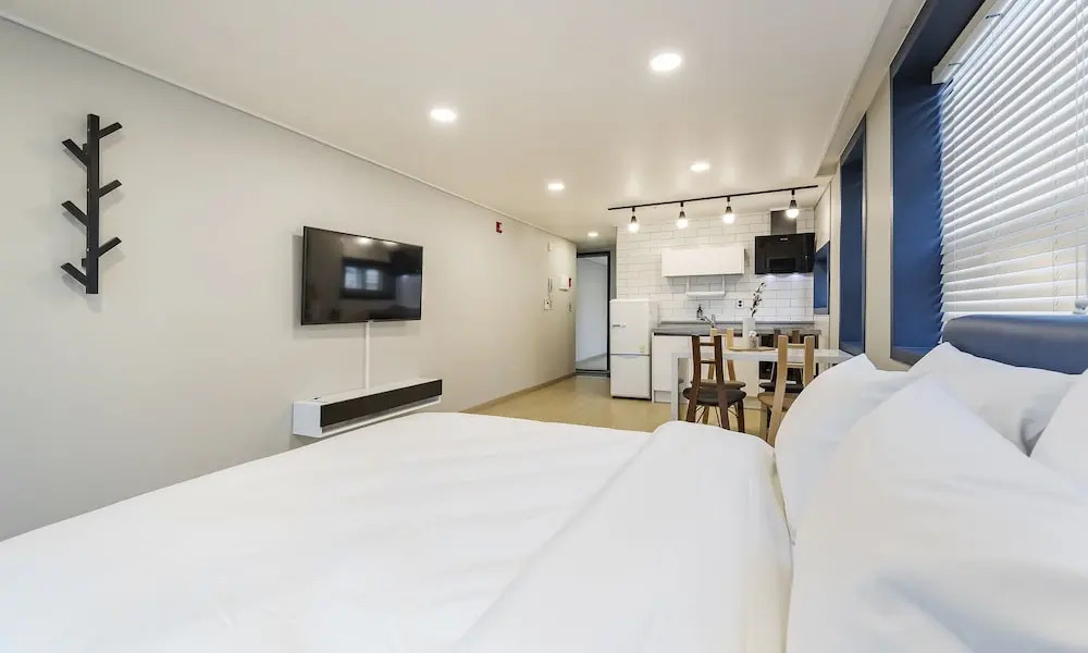 Yeosu Yeosuya Hostel Pension