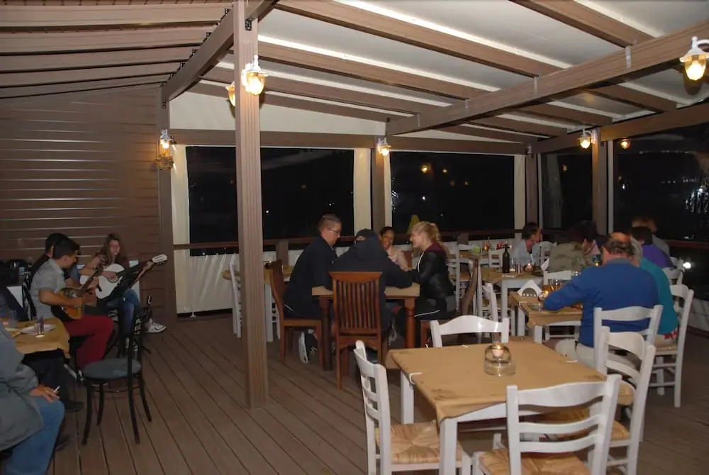 Orfeas Studios & Bungalows