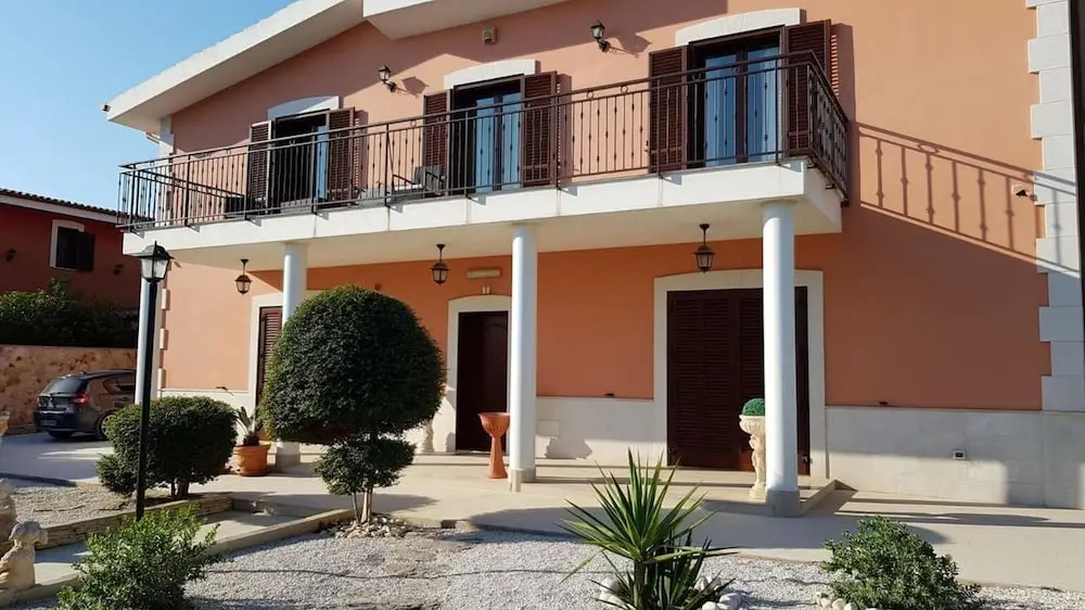 Villa With 5 Bedrooms in Trani, With Wonderful City View, Private Pool