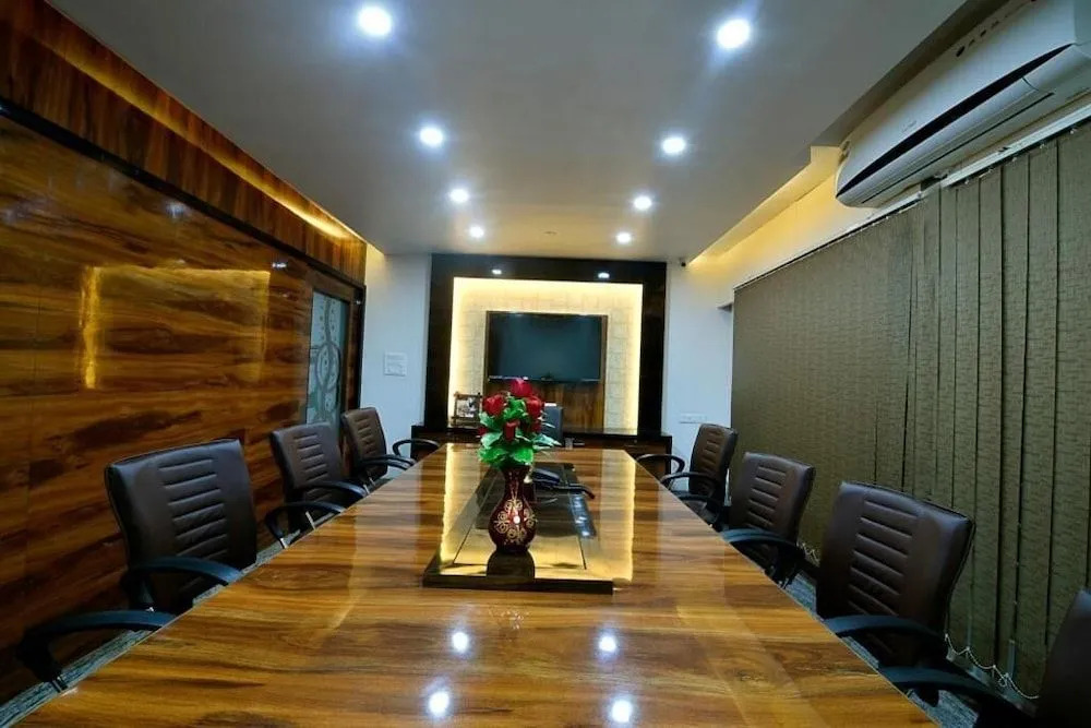 Atharva Hotel