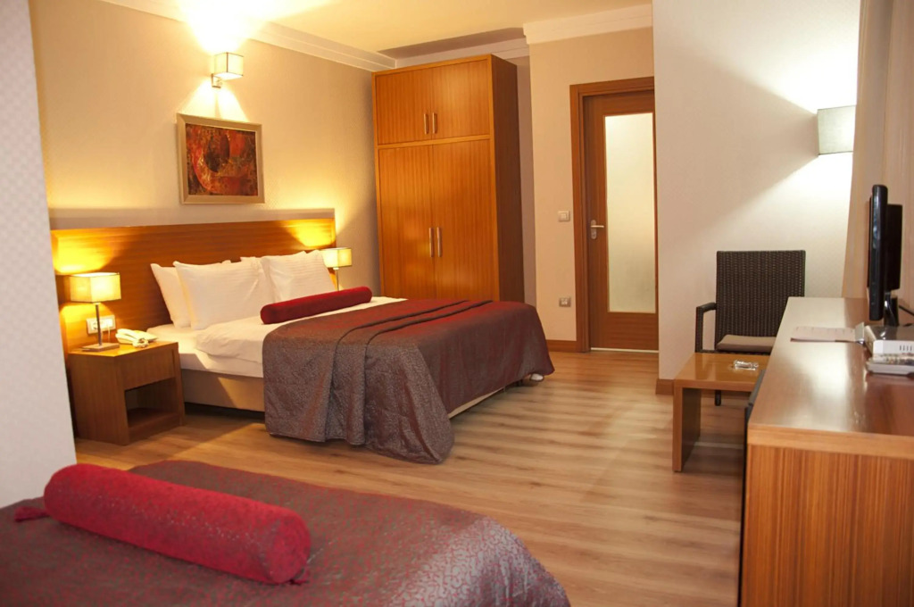 dragos island hotel