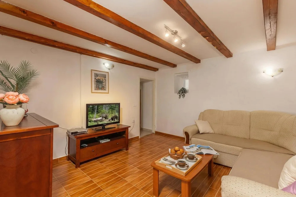 House Papinka With Private Pool & Garden
