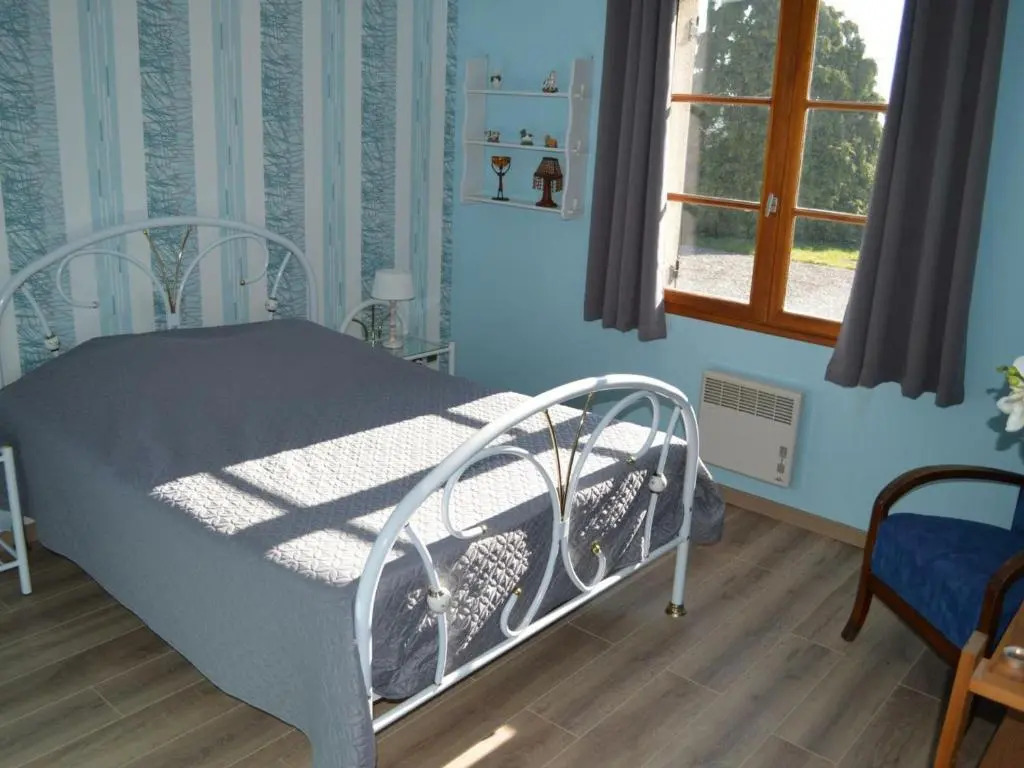 Maison de campagne avec 6 chambres, jardin clos, cheminée, proche de la mer, animaux acceptés - FR-1-376-3