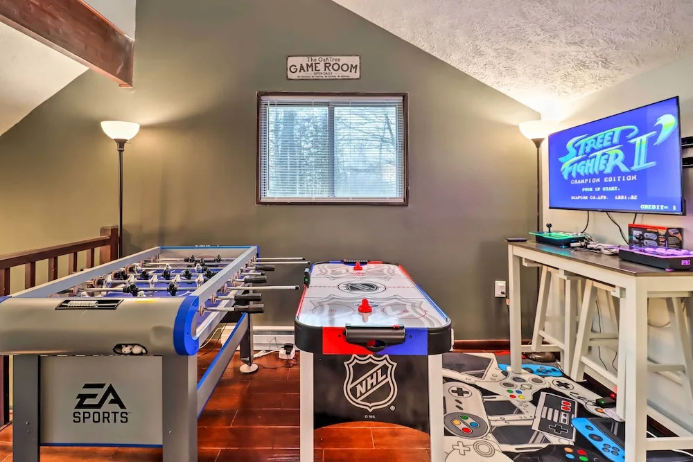 Family-friendly Tobyhanna Home w/ Game Room!