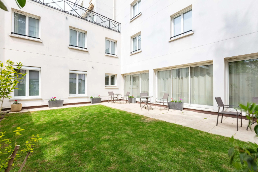 Hotel Montbriand Antony - Ancien Alixia