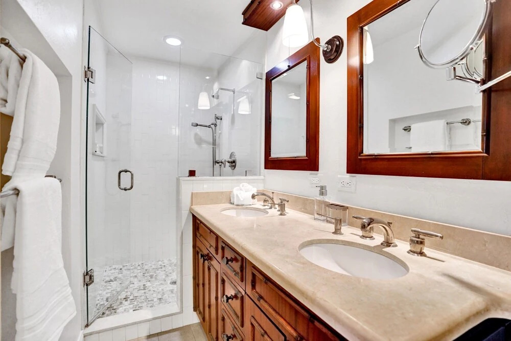 4BD House with Private Heated Pool
