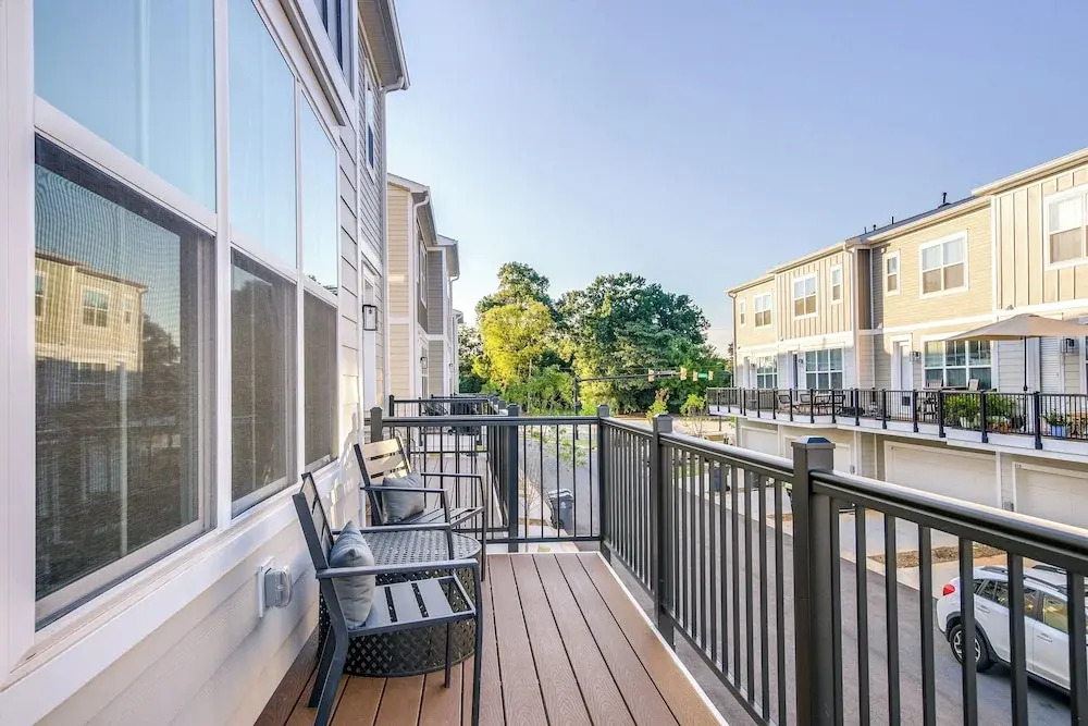 Cozy South Carolina Abode - Steps From Main Street
