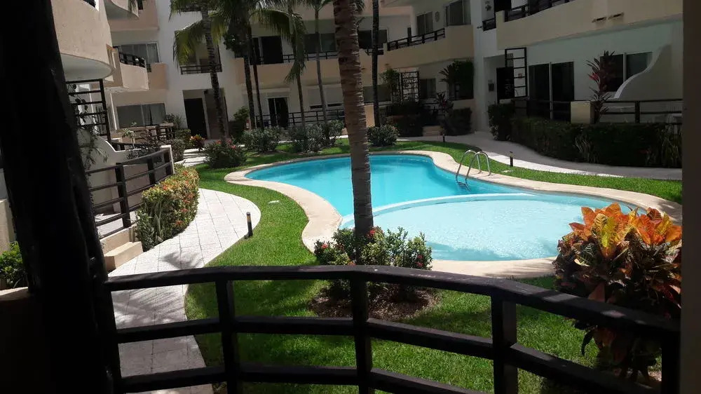 Peregrina Condos