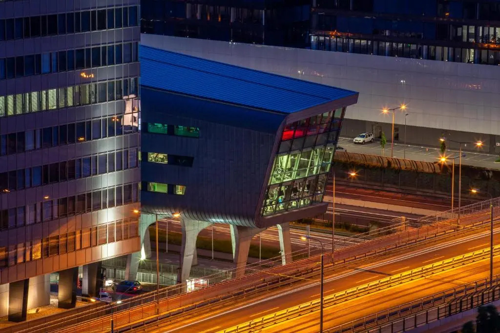 City View Air-Conditioned 24H Check-In