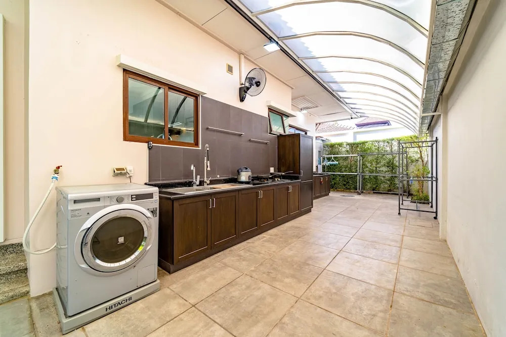 3 Bedroom Pool Villa in Great Location! BUB