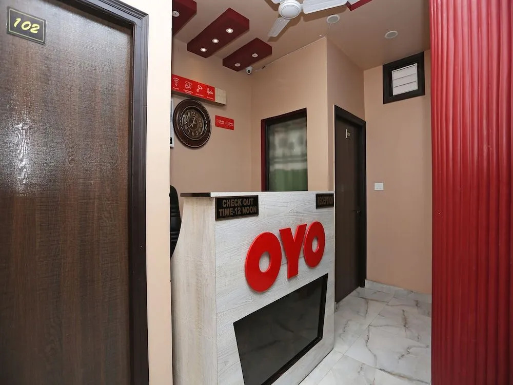 OYO 27700 The Better Inn
