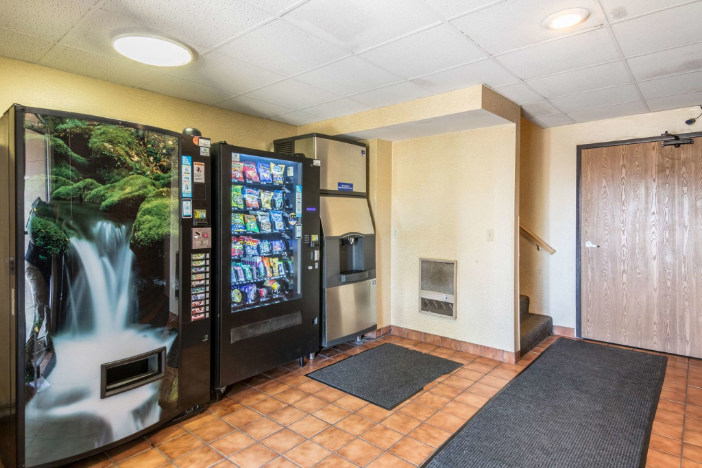 Motel 6-Eau Claire, WI
