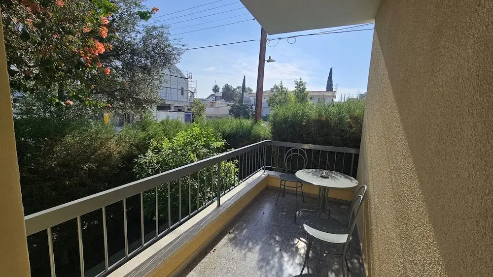 126 Nic- Stay Homiesuite Apartment
