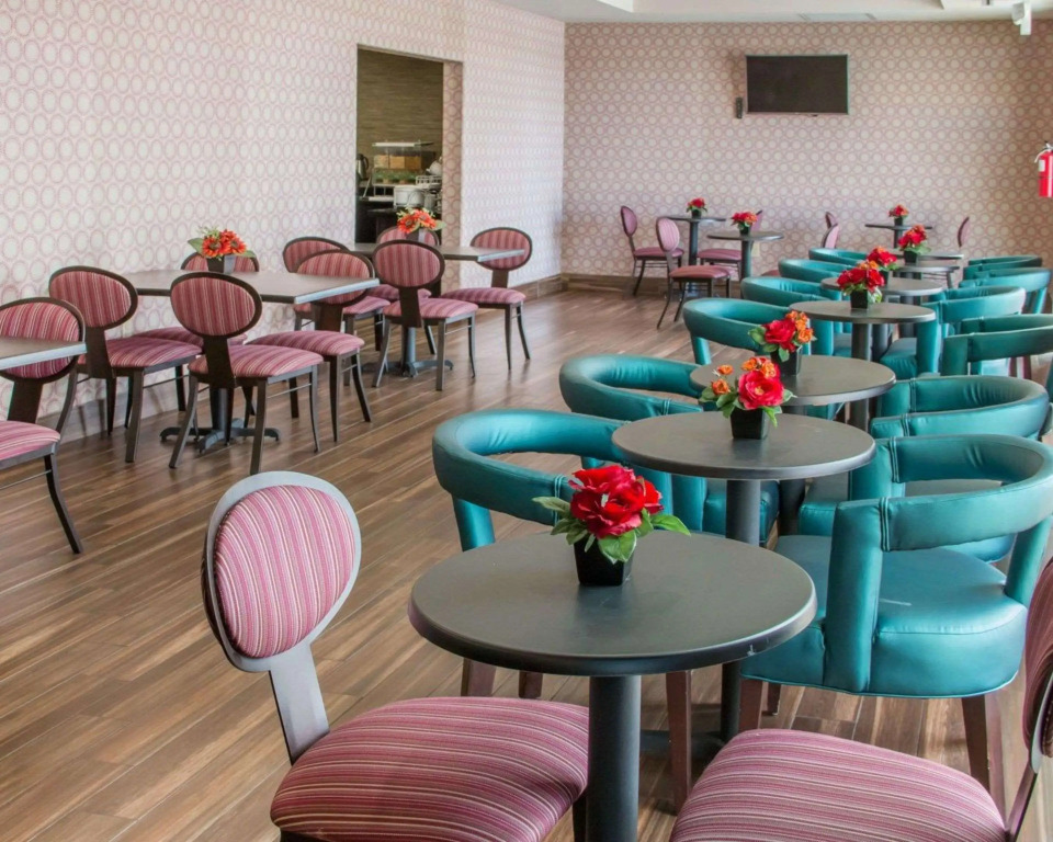 Comfort Inn & Suites San Marcos near Outlet Mall
