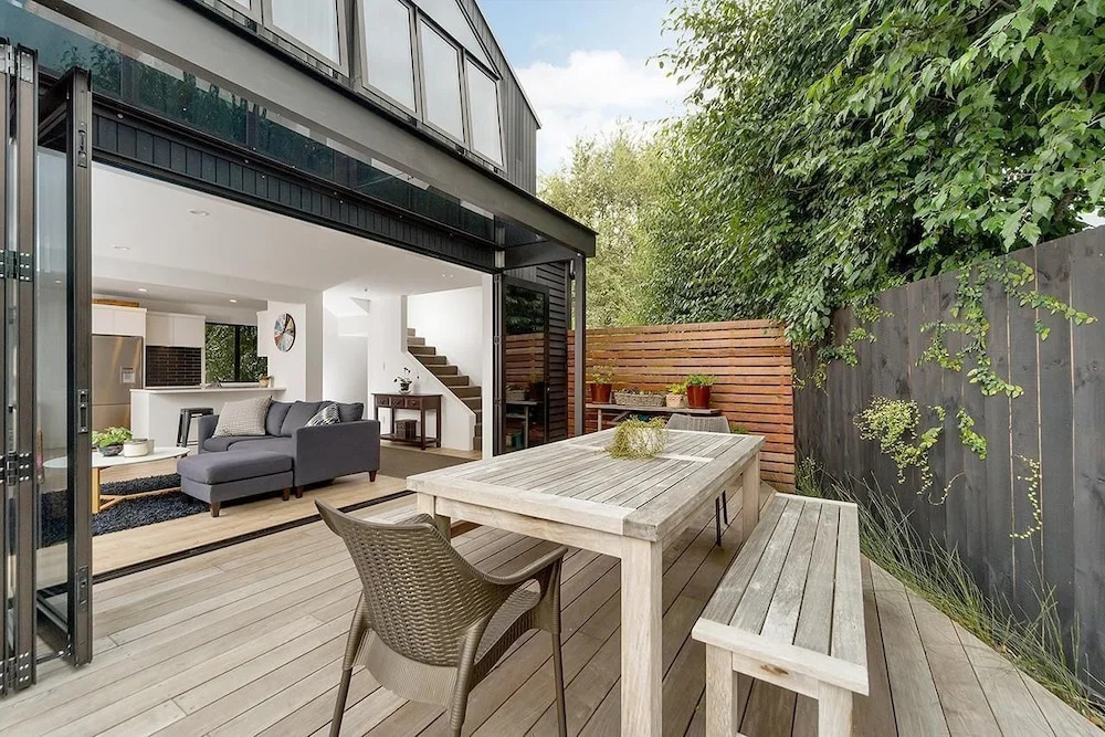 QV Sunny Secure City Townhouse - 602