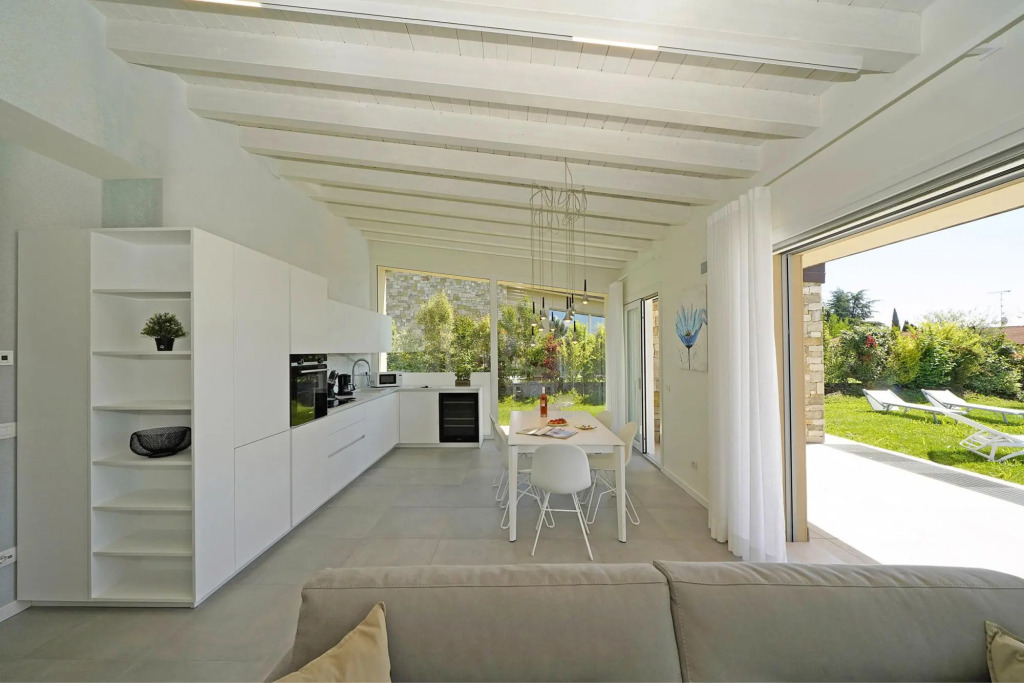 Villa Ester - P.IVA in Moniga del Garda