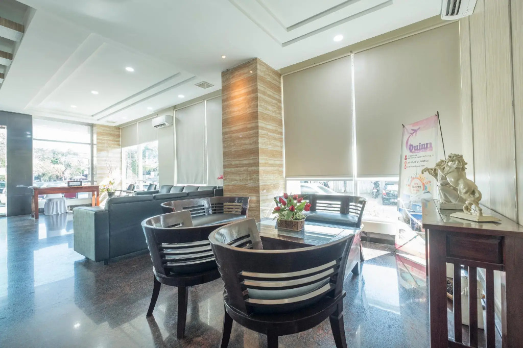 OYO 1114 Hotel Denpasar Makassar