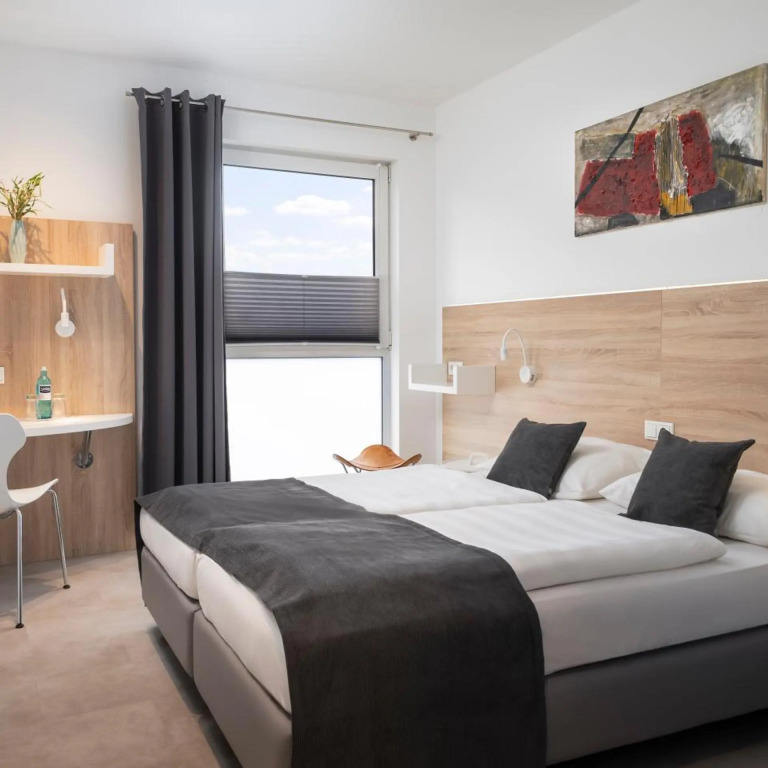 NOVALIS Hotel Dresden by AURUM