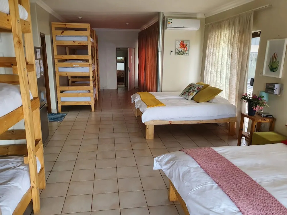Yacht View Lodge