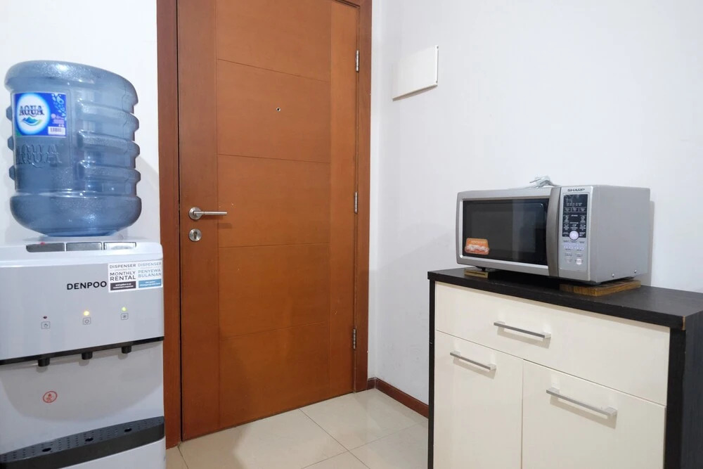 Pleasant 1BR Apartment Thamrin Residence By Travelio