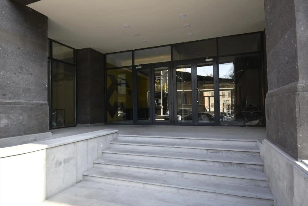 Koghbatsi street, 1 bedroom New eurorenovated, Modern apartment KO1612