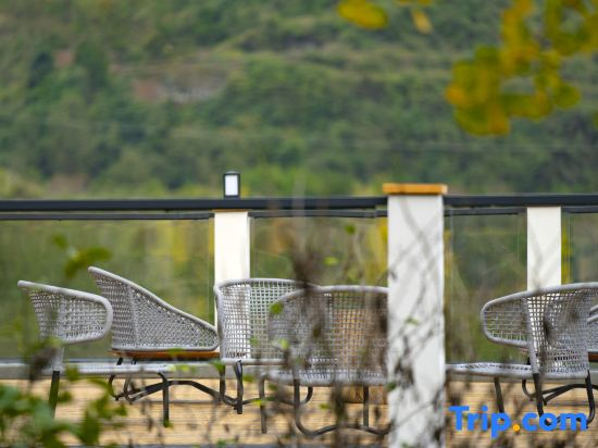 Xingyi Yunshe Guesthouse (Fanjing Mountain Scenic Area Branch)