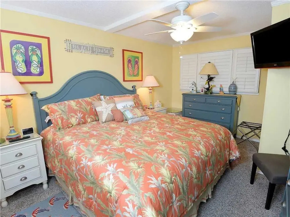 Summit 1218 - One Bedroom Condo