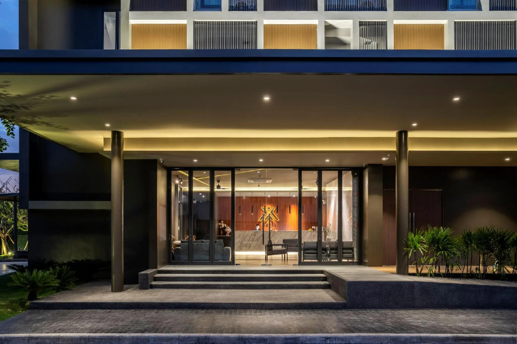 Xotel